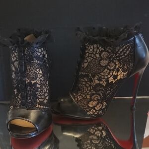Christian Louboutins Black Lace Leather Booties Sz35.5